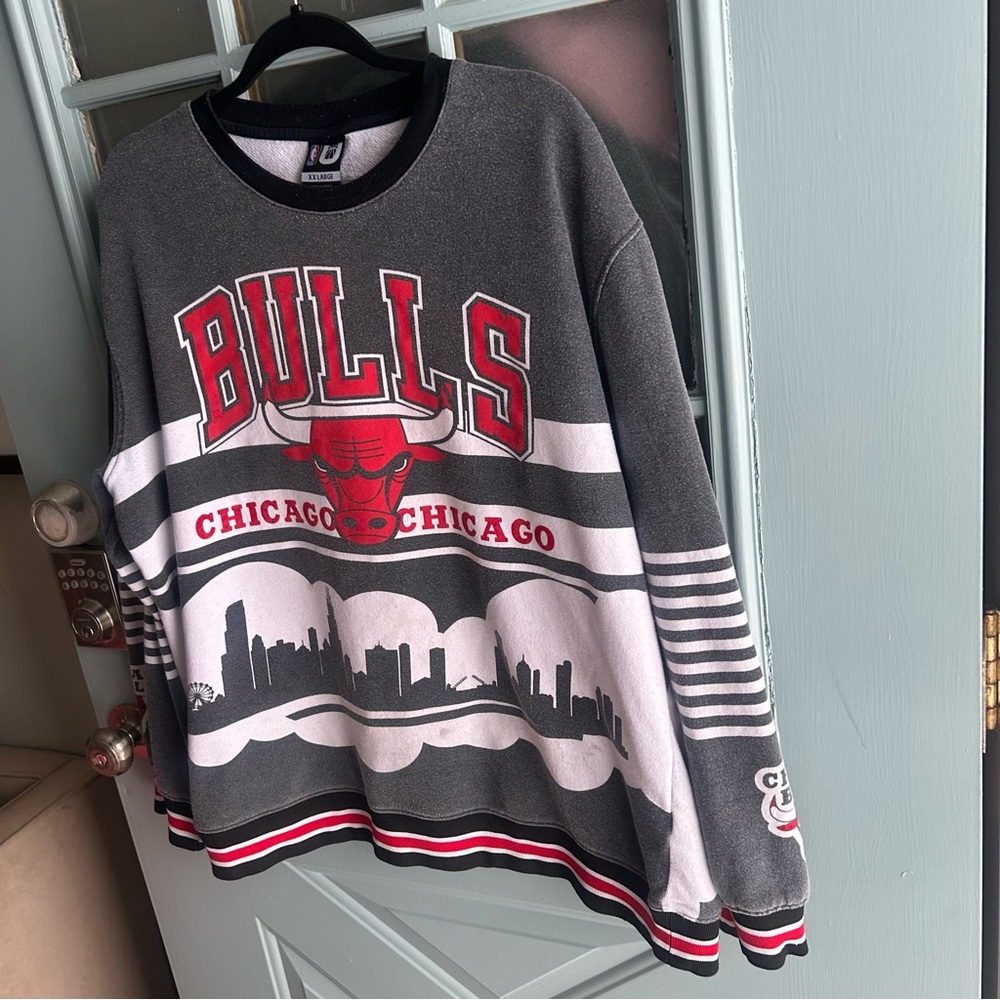 Vintage 90s Chicago Bulls Sweatshirt All Over Print Crew Neck Basketball NBA XXL - Picture 2 of 13